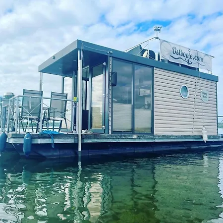 Hotel na wodzie Hausboot Flying Horse