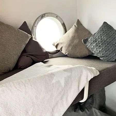 Hotel na wodzie Hausboot Flying Horse